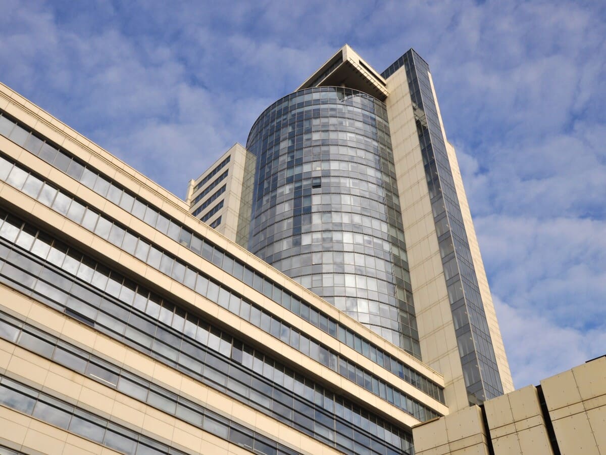 Офисы от 950 до 1100 кв.м. в аренду и продажу в Москве и Московской области